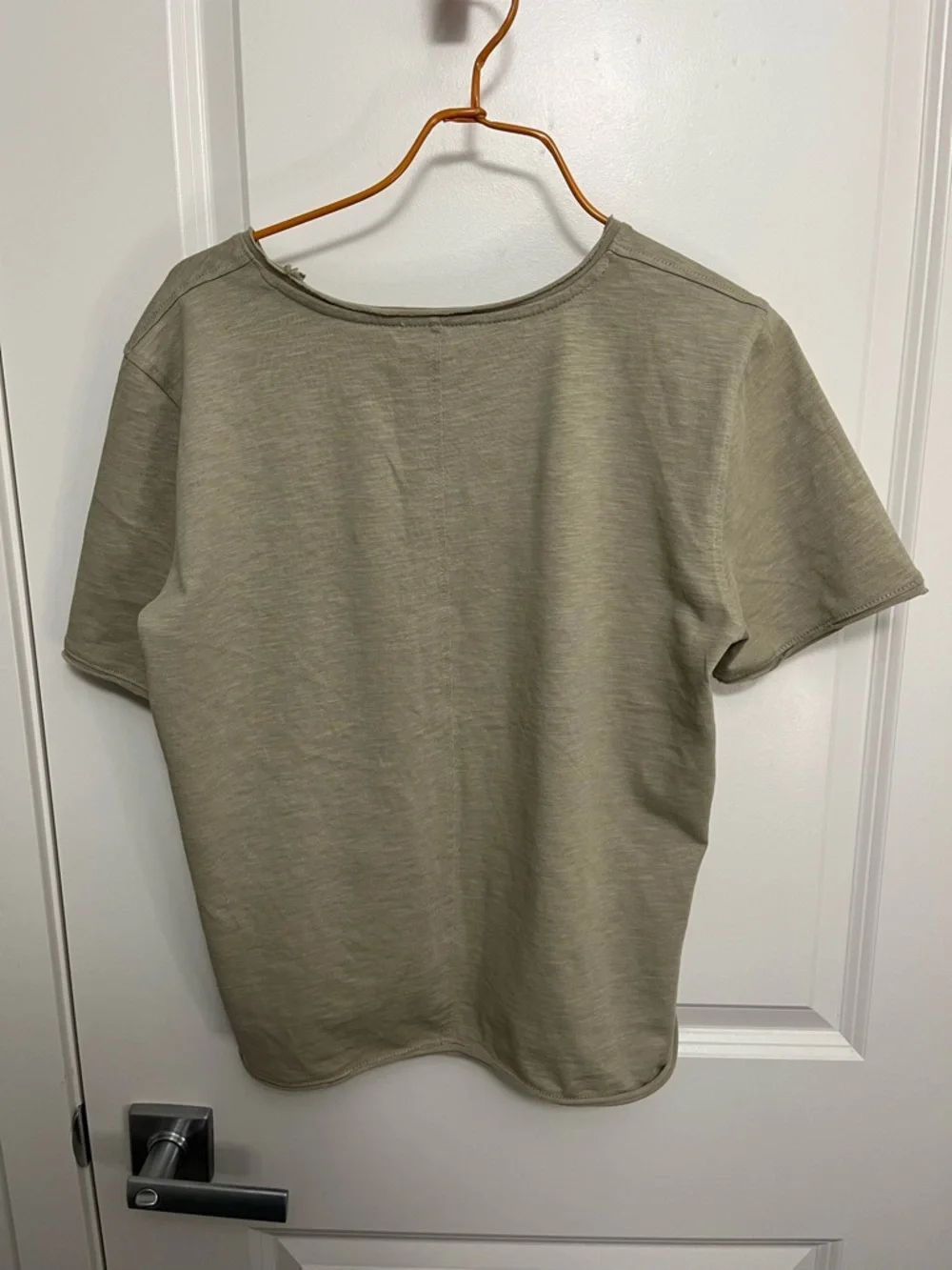 Zara Women's Light Olive Short Sleeve Tee in size L - Picture 6 of 7